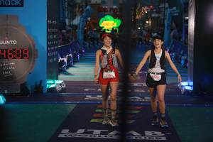 BIB: 9689, 5126, 5699
                            <button type="button" onclick="openModal(26274913)" class="btn btn-primary btn-sm float-right btn-popup" data-toggle="modal" data-target=".modal-high-quality">
                        <i class="fas fa-shopping-cart"></i> Add to Cart
                    </button>
                                            <button type="button" onclick="isThisMe(26274913, true)" class="btn btn-success btn-sm float-right btn-popup btn-isme hidden" data-toggle="tooltip" data-placement="bottom" title="นี่คือรูปของคุณใช่ไหม คลิกที่นี่เพื่อเอาเข้าอัลบั้ม">
                        <i class="fas fa-plus"></i> Add to album
                    </button>
                    <button type="button" onclick="isThisMe(26274913, false)" class="btn btn-warning btn-sm float-right btn-popup btn-isnotme hidden">
                        <i class="fas fa-ban"></i> Remove from album
                    </button>